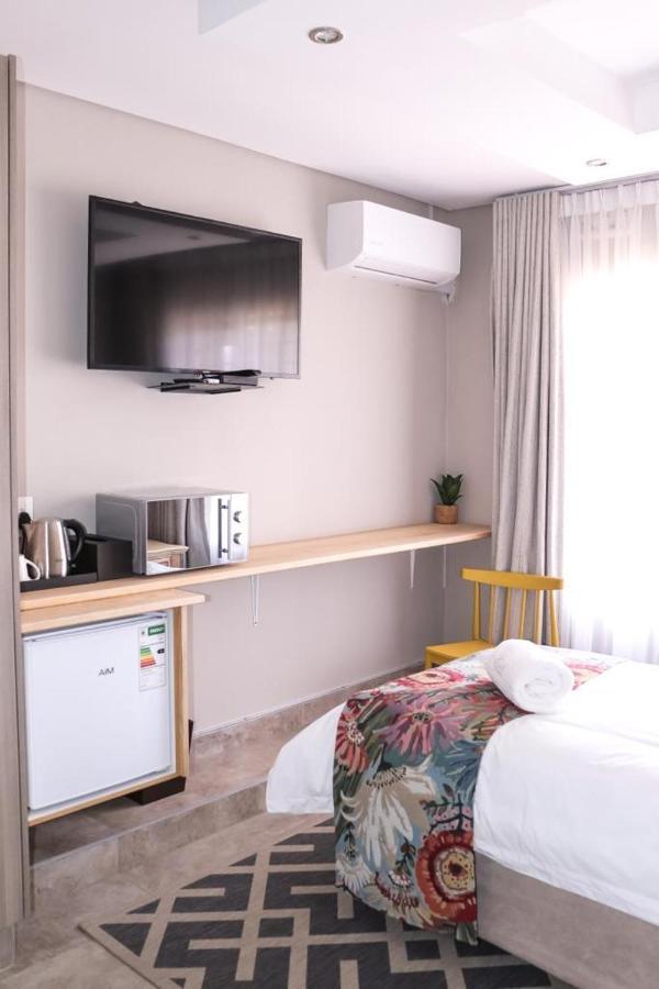 Eden Boutique Hotel コクスタッド エクステリア 写真