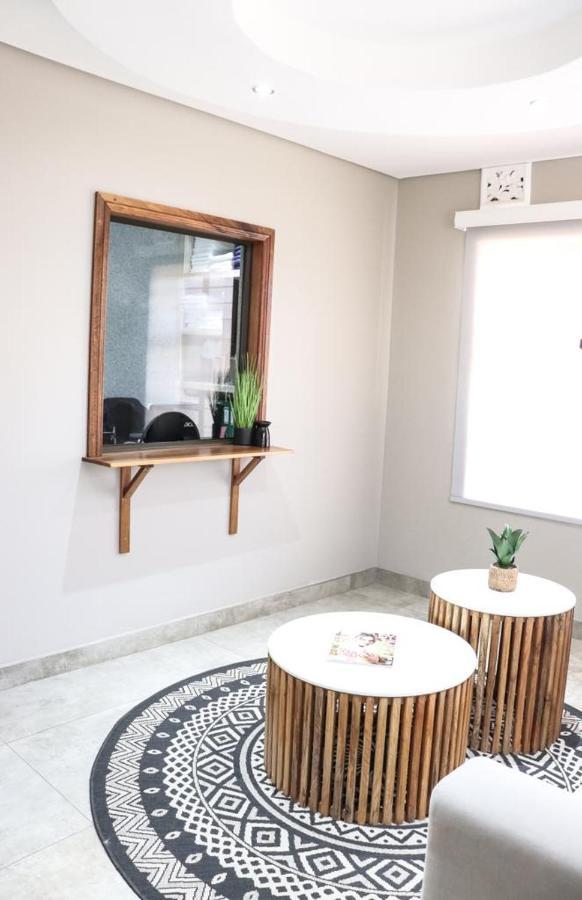 Eden Boutique Hotel コクスタッド エクステリア 写真
