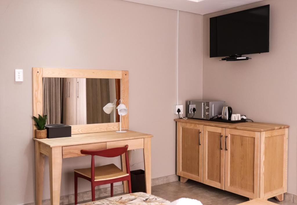 Eden Boutique Hotel コクスタッド エクステリア 写真