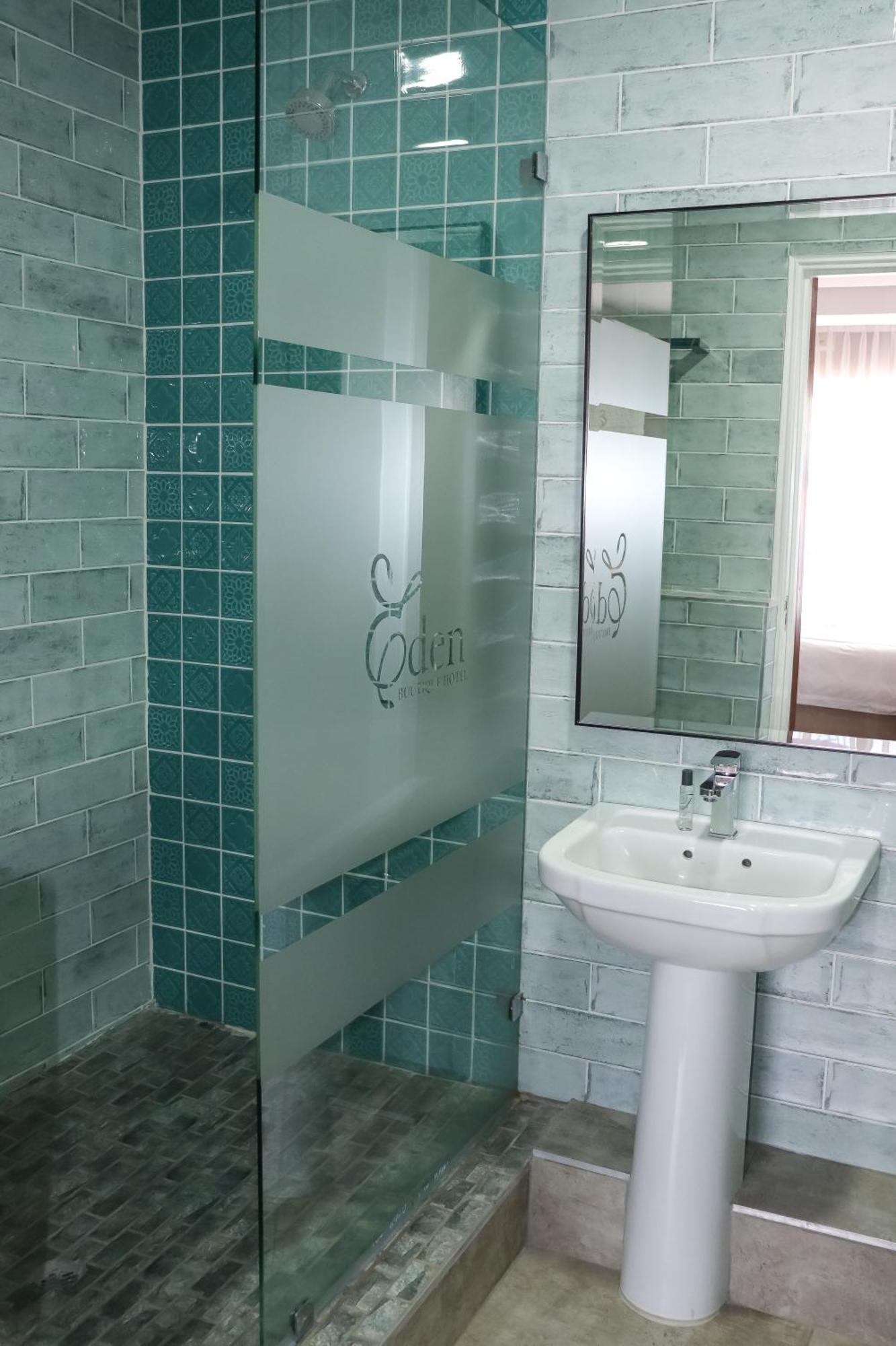 Eden Boutique Hotel コクスタッド エクステリア 写真