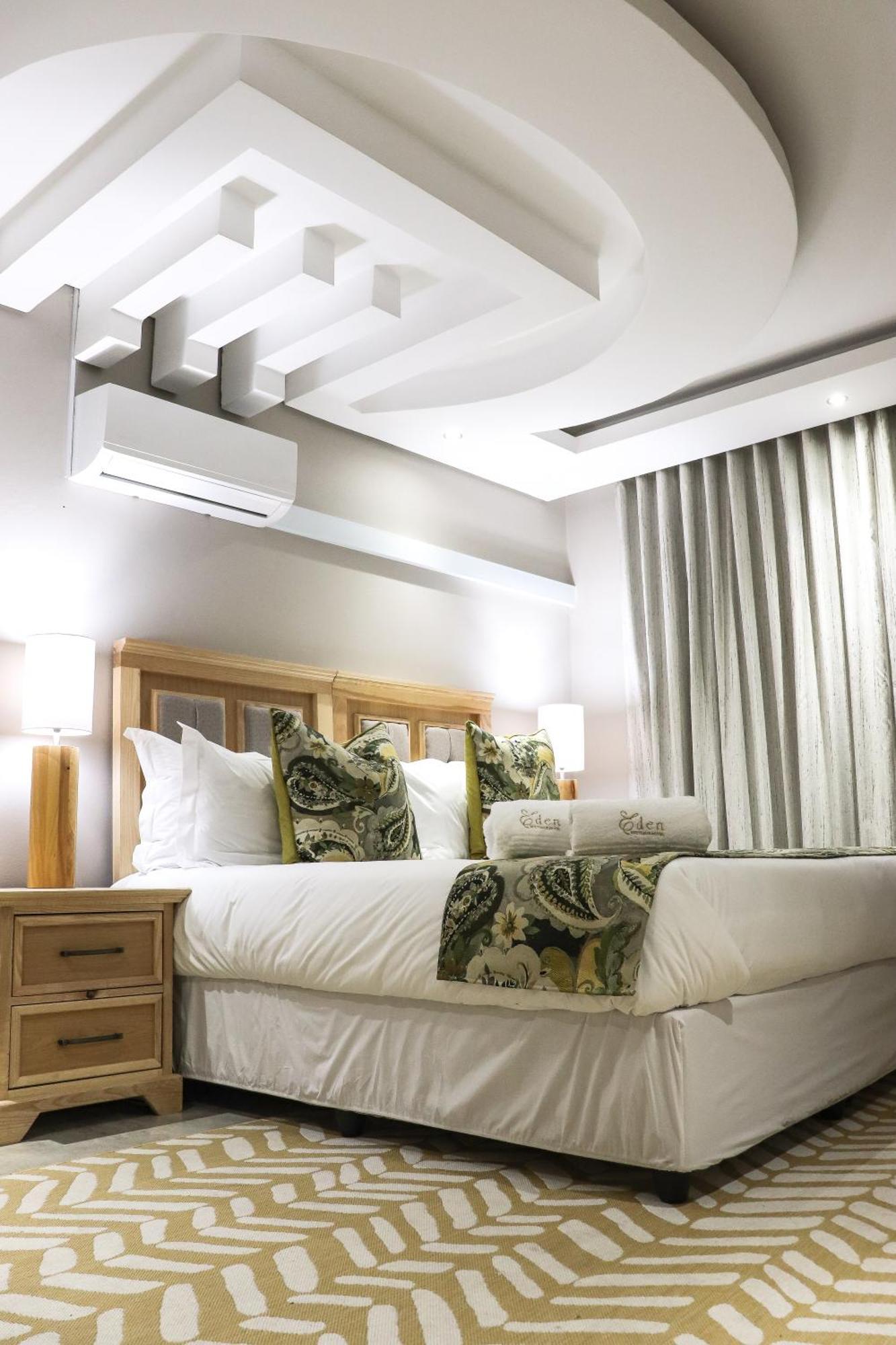Eden Boutique Hotel コクスタッド エクステリア 写真